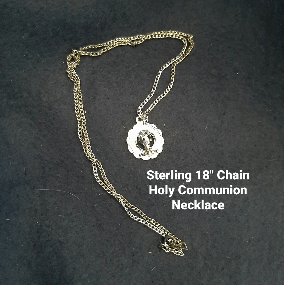 ✝️ Beautiful Holy Communion Necklace - Picture 1 of 6